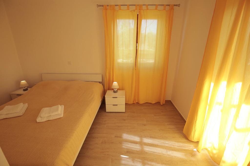 Holiday Home Zemljak Sukosan Exterior photo